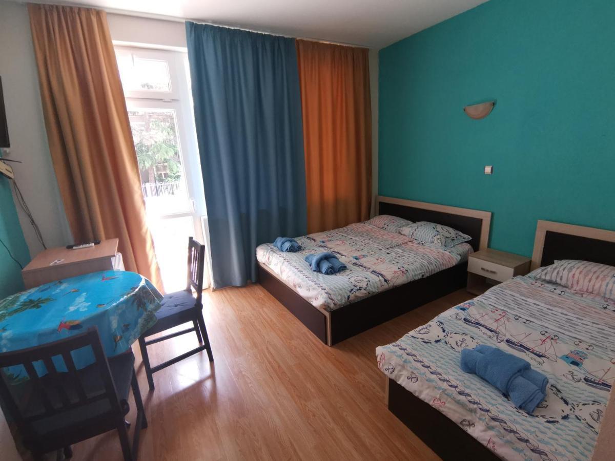 Kazlarov Guest House Kiten  Ngoại thất bức ảnh