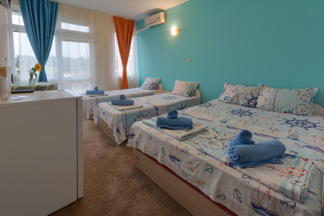 Kazlarov Guest House Kiten  Ngoại thất bức ảnh