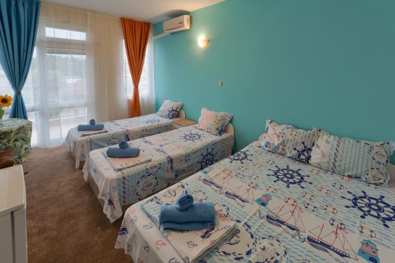 Kazlarov Guest House Kiten  Ngoại thất bức ảnh