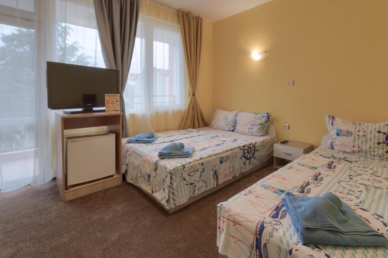 Kazlarov Guest House Kiten  Ngoại thất bức ảnh