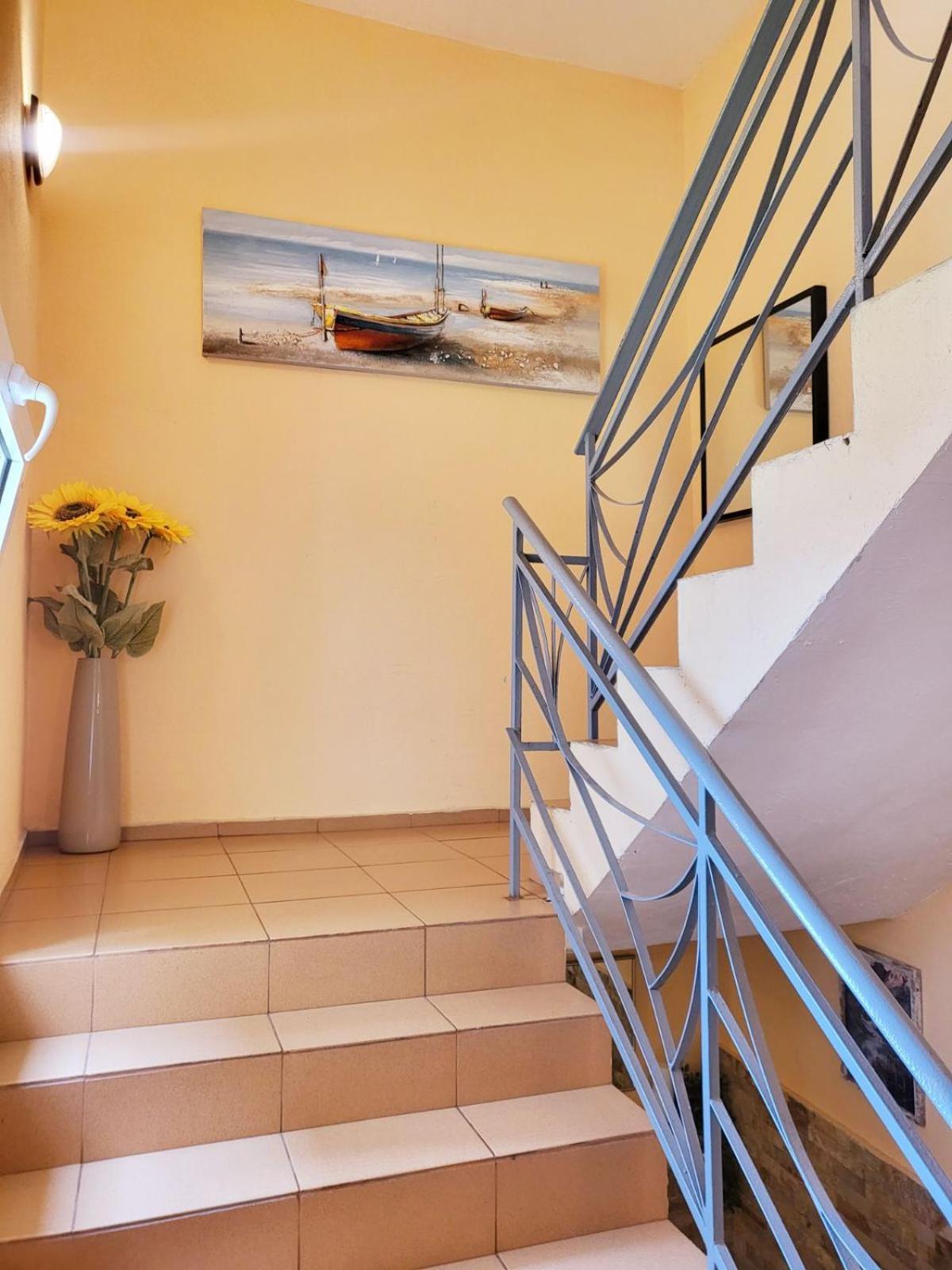 Kazlarov Guest House Kiten  Ngoại thất bức ảnh