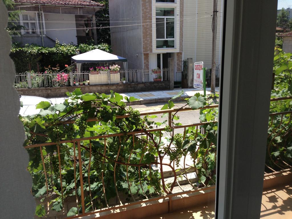 Kazlarov Guest House Kiten  Ngoại thất bức ảnh